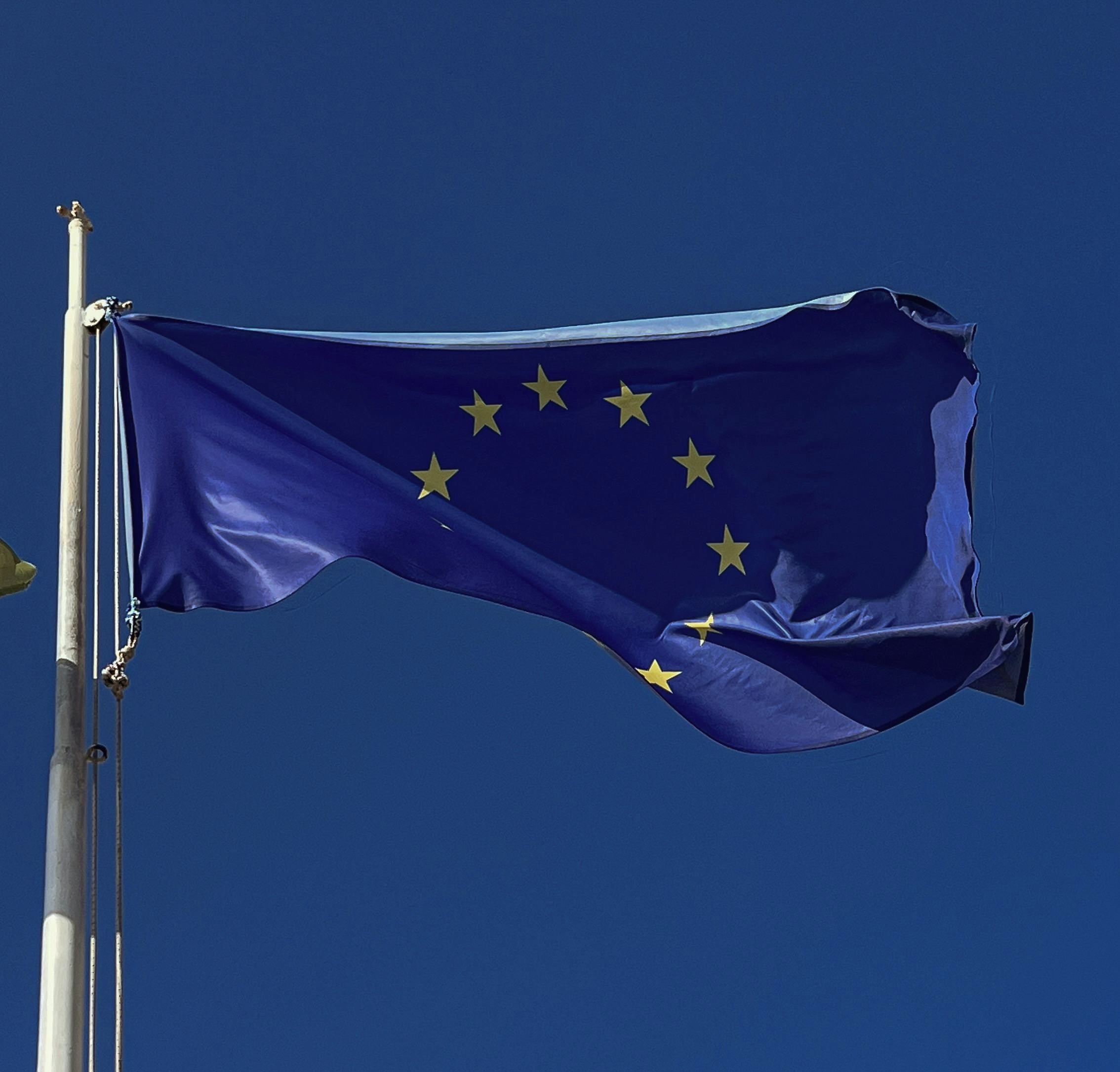 pexels-johndetochka-15871438 2